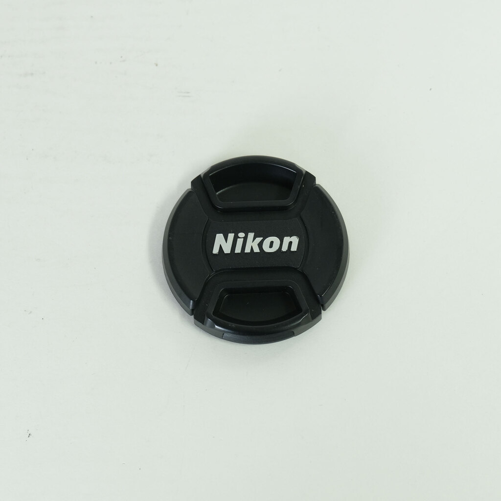 Nikon AF-S DX NIKKOR 18-55mm f3.5-5.6G VR II