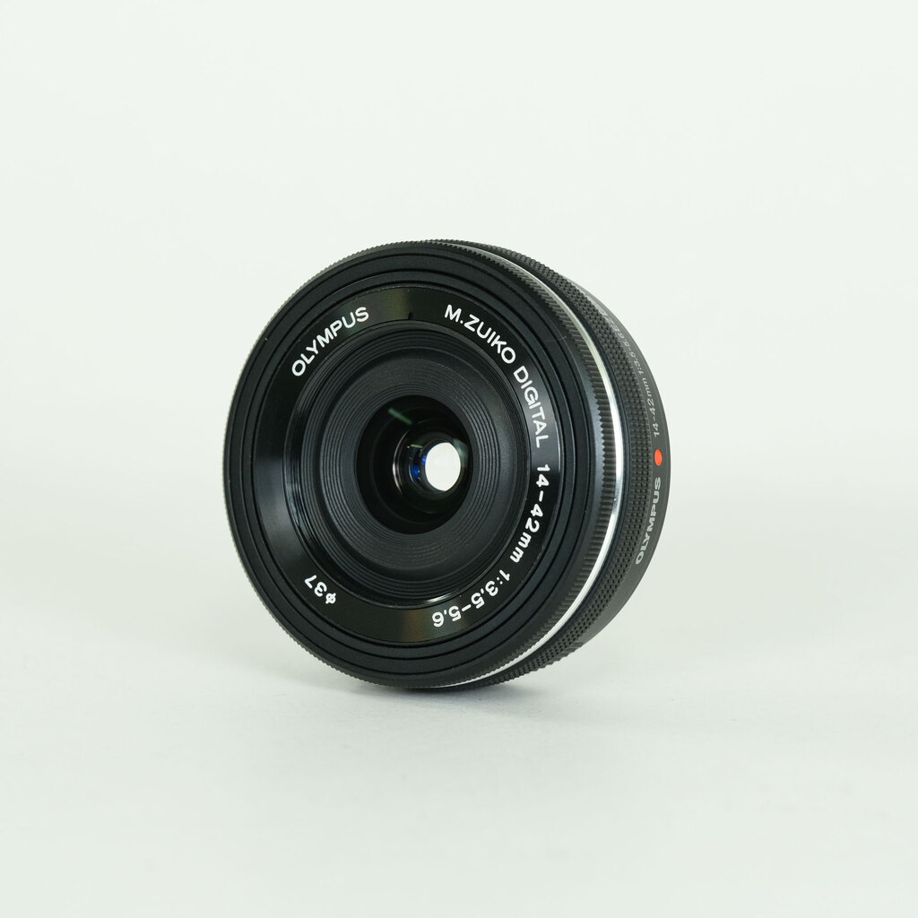 OLYMPUS M.ZUIKO DIGITAL ED 14-42mm F3.5-5.6 EZ ブラック OLYMPUS M.ZUIKO DIGITAL ED 14-42mm F3.5-5.6 EZ ブラック