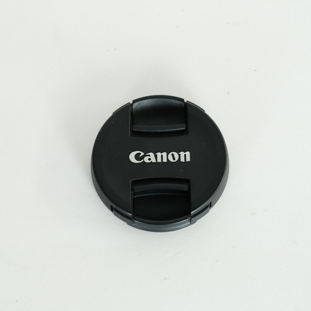 Canon RF35mm F1.8 MACRO IS STM