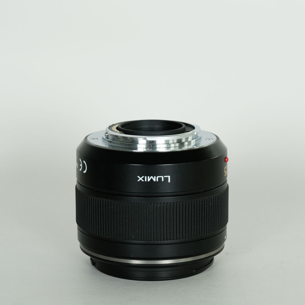 Panasonic LEICA DG SUMMILUX 25mm F1.4 ASPH. H-X025