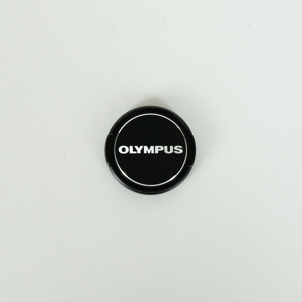 OLYMPUS M.ZUIKO DIGITAL 14-42mm F3.5-5.6IIR シルバー