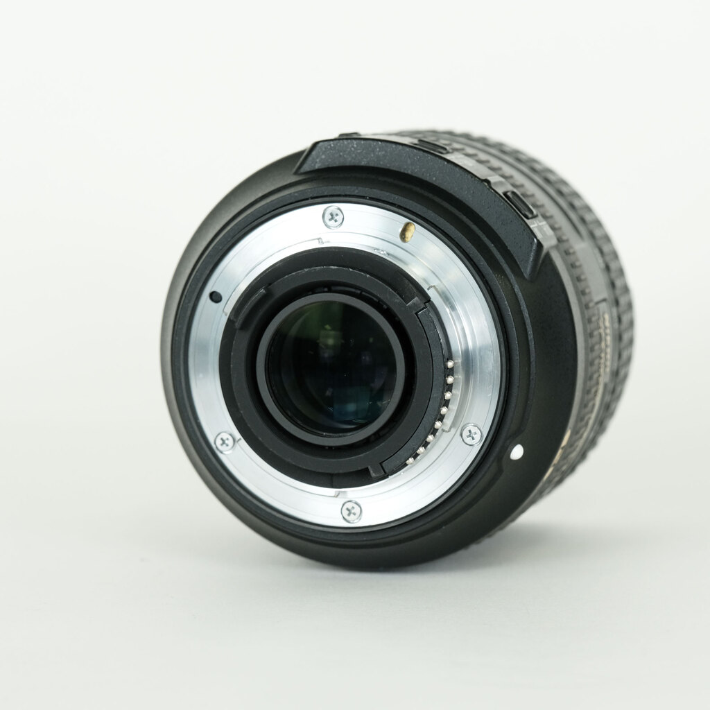 Nikon AF-S DX NIKKOR 16-80mm f/2.8-4E ED VR