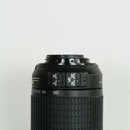 Nikon AF-S DX VR Zoom-Nikkor 55-200mm F4-5.6G IF-ED