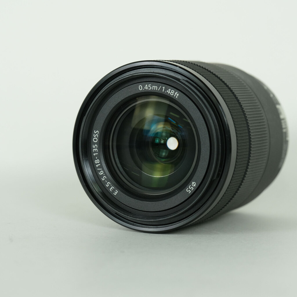 【これ1本で】SONY E18-135mm OSS 便利ズーム 極美品 971 SONY E 18-135mm F3.5-5.6 OSS SEL18135の出品 | ONE SCENE（ワンシーン）