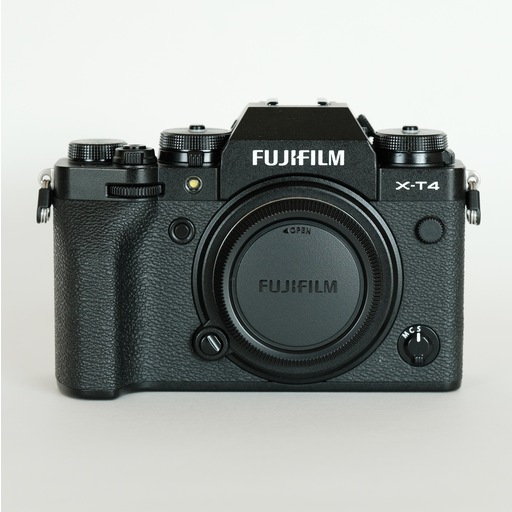 FUJIFILM X-T4