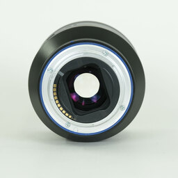 Carl Zeiss Batis 2/40 CF [ソニーE用]