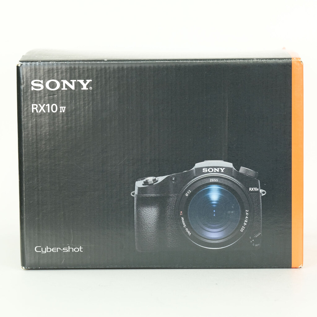 SONY Cyber-shot DSC-RX10M4