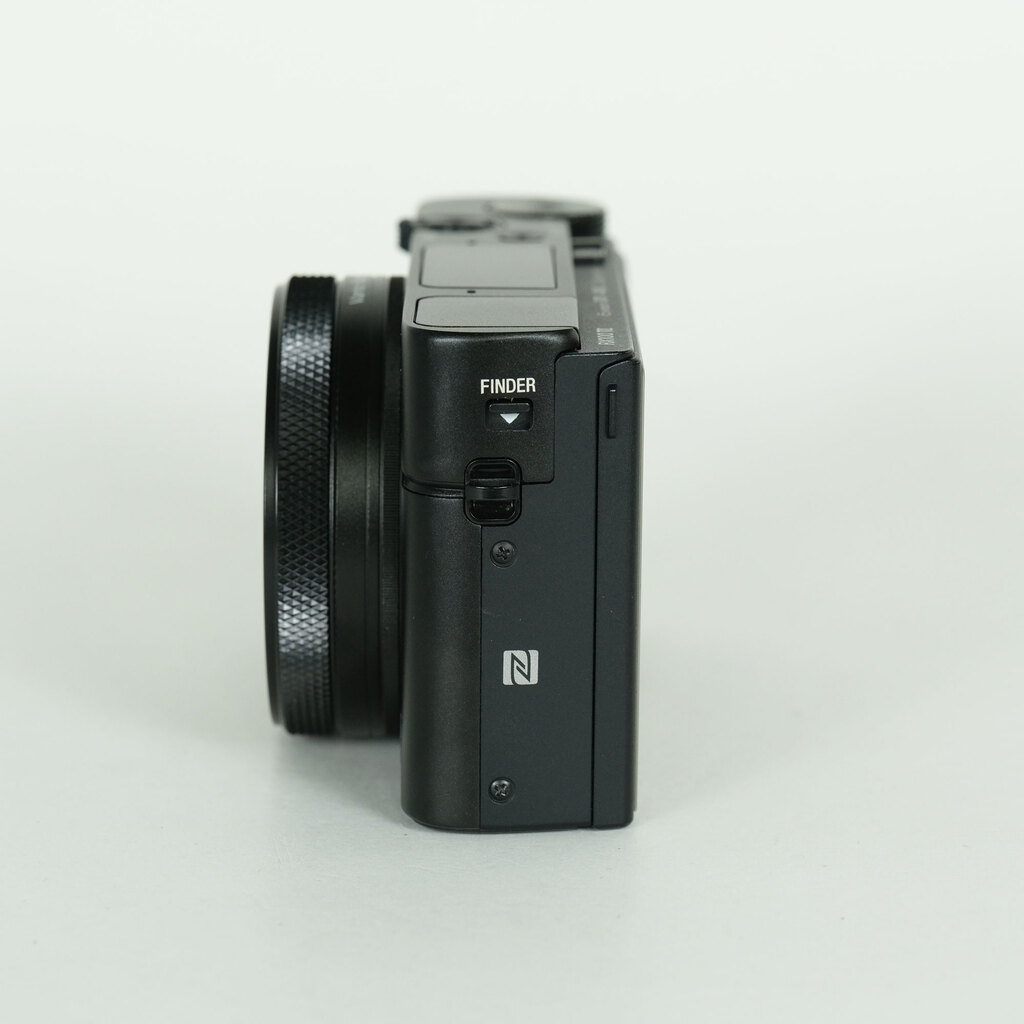 SONY Cyber-shot DSC-RX100M7 SONY Cyber-shot DSC-RX100M7