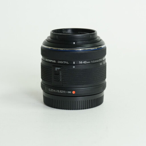 OLYMPUS M.ZUIKO DIGITAL 14-42mm F3.5-5.6IIR ブラック OLYMPUS M.ZUIKO DIGITAL 14-42mm F3.5-5.6IIR ブラック