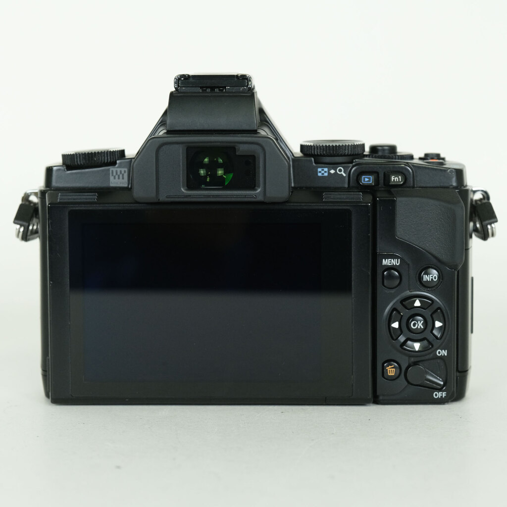 OLYMPUS OM-D E-M5 ボディ ブラック OLYMPUS OM-D E-M5 ボディ ブラック
