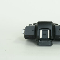 Canon EOS Kiss M