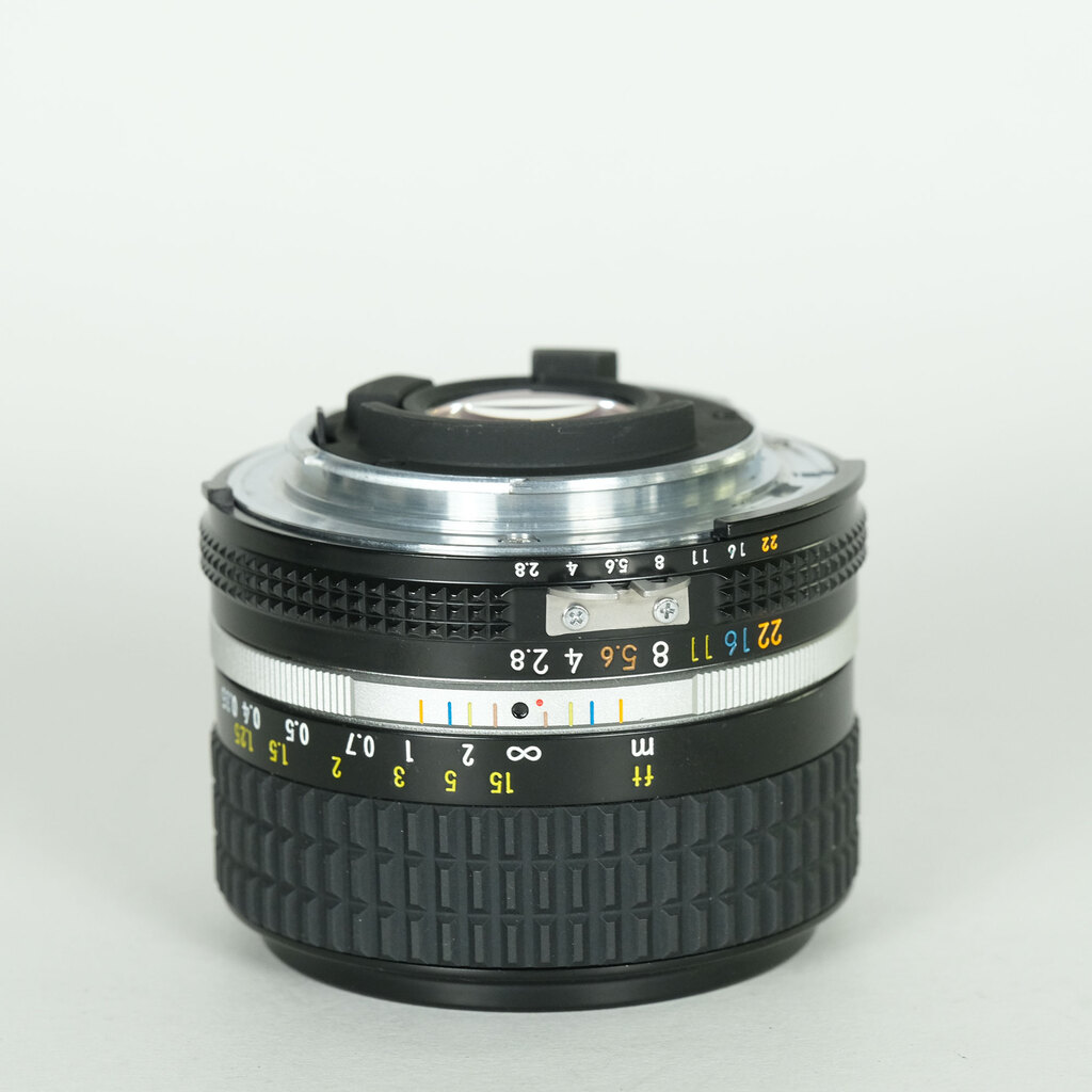 Nikon Ai Nikkor 28mm F2.8S Nikon Ai Nikkor 28mm F2.8S