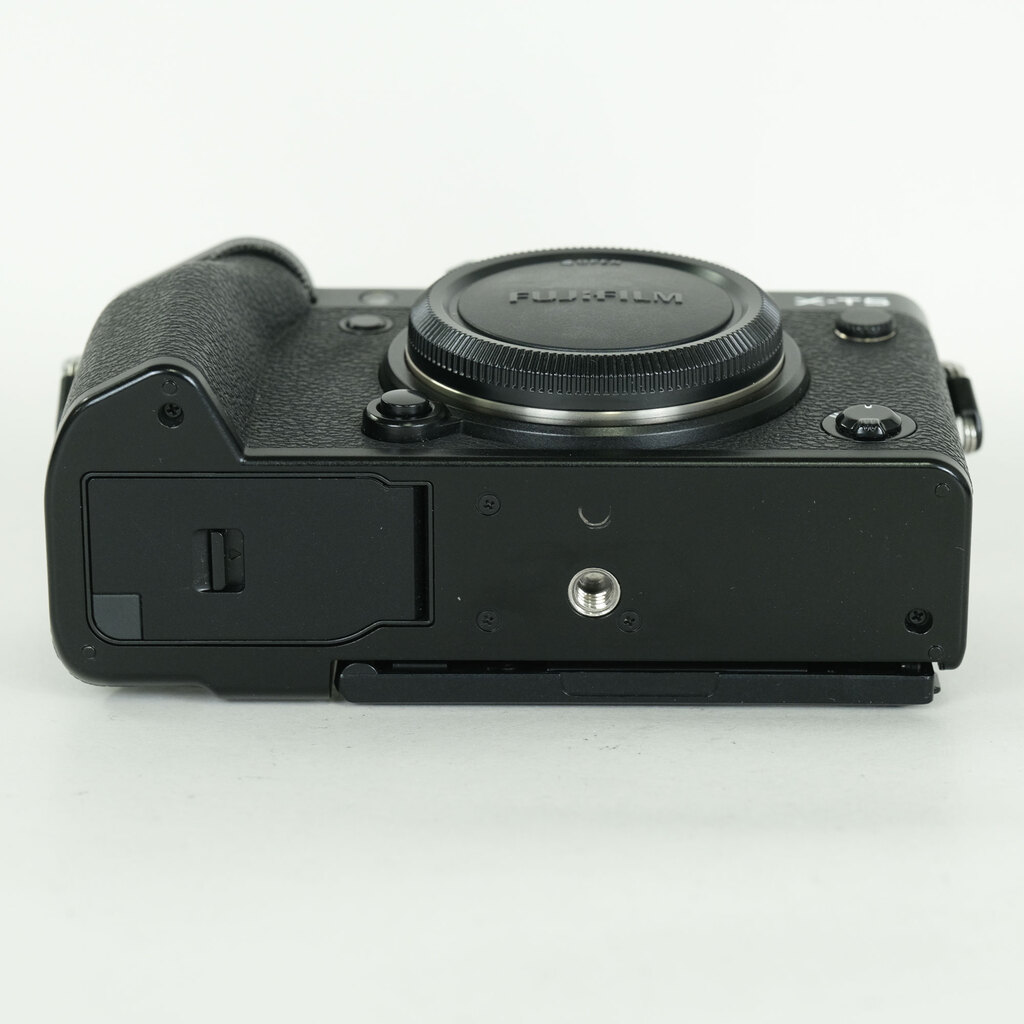 FUJIFILM X-T5 FUJIFILM X-T5