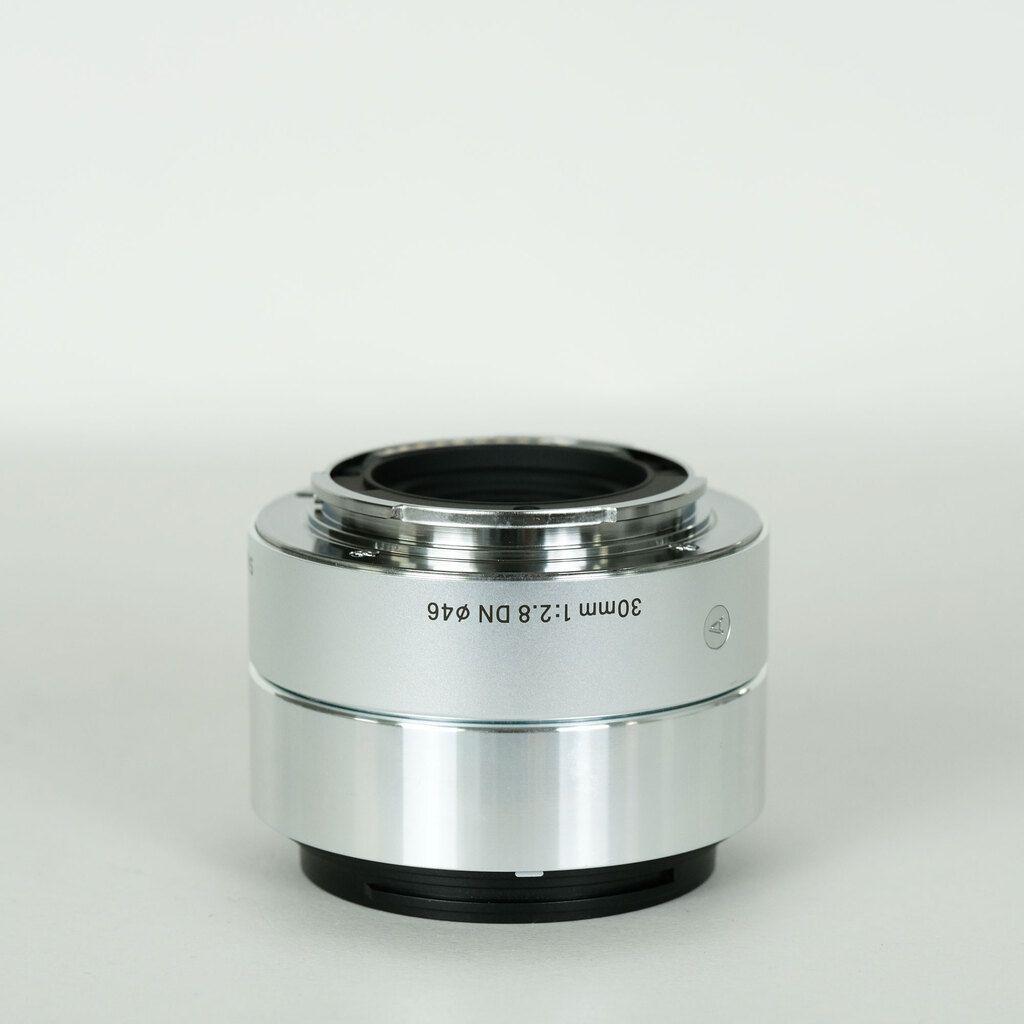 SIGMA A 30mm F2.8 DN (ソニーE用)シルバー