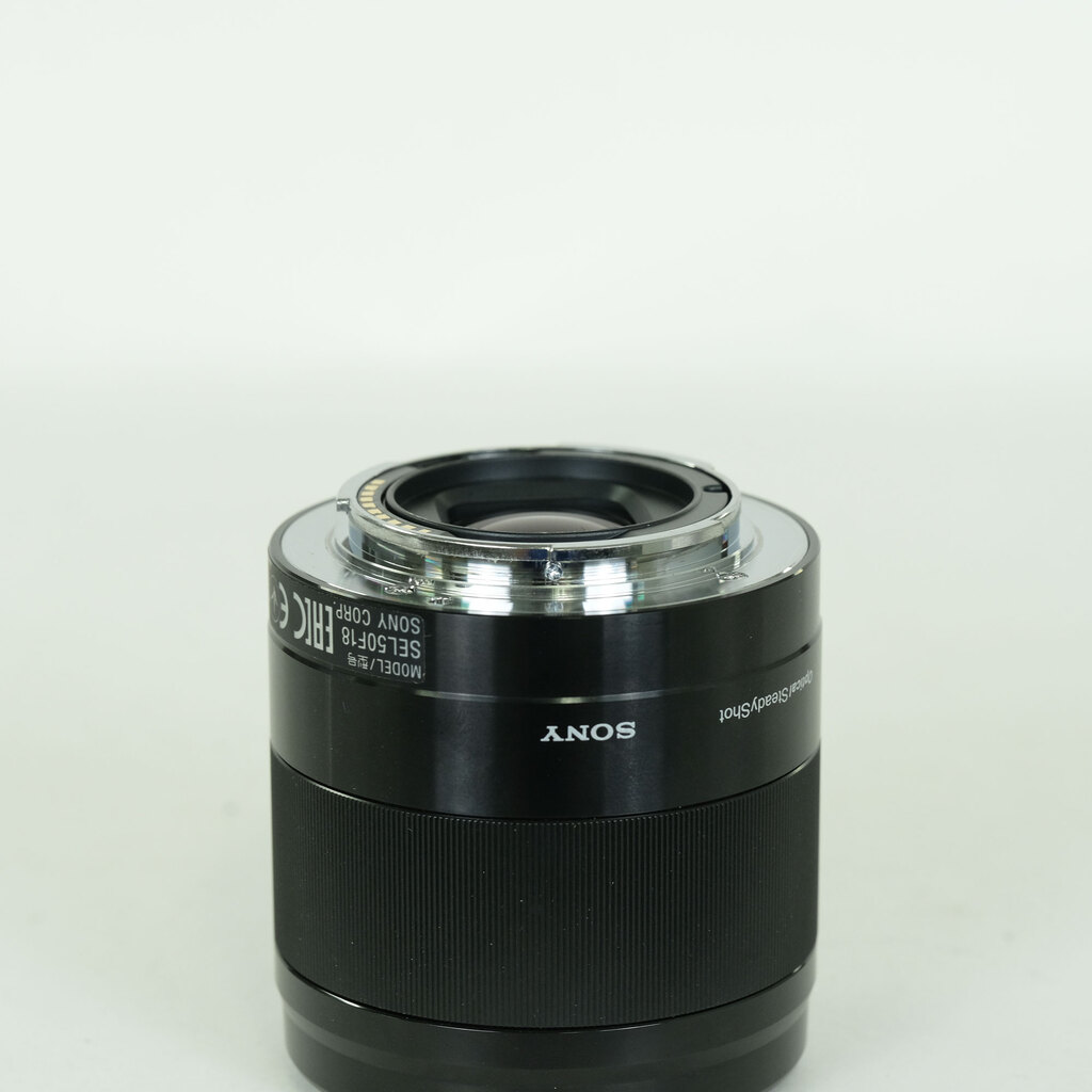 SONY E 50mm F1.8 OSS SEL50F18
