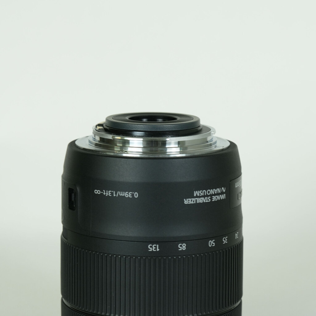Canon EF-S18-135mm F3.5-5.6 IS USM