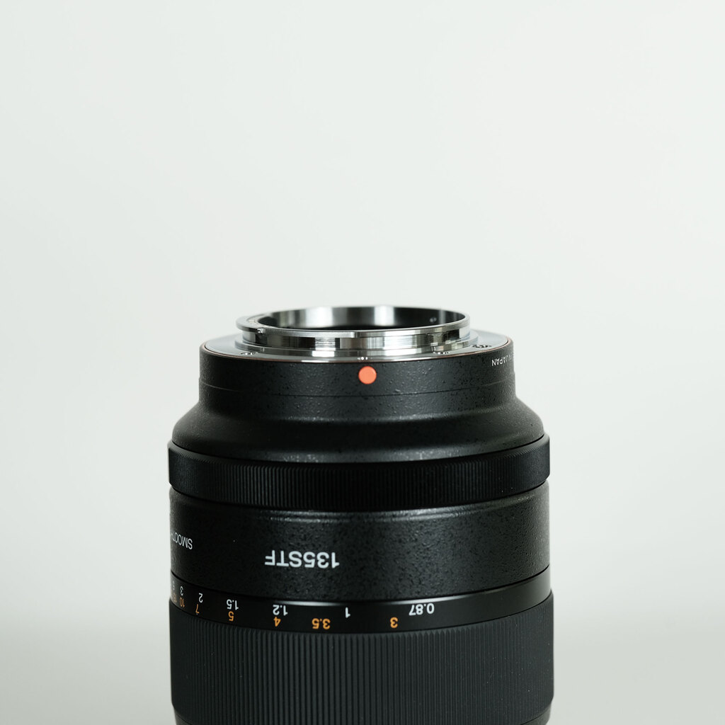 SONY 135mm F2.8 [T4.5] STF SAL135F28の出品 | ONE SCENE（ワンシーン）
