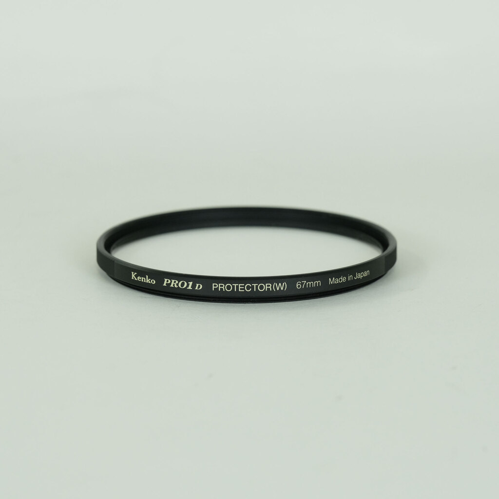 Panasonic LUMIX G VARIO 100-300mm / F4.0-5.6 II / POWER O.I.S. Panasonic LUMIX G VARIO 100-300mm / F4.0-5.6 II / POWER O.I.S.