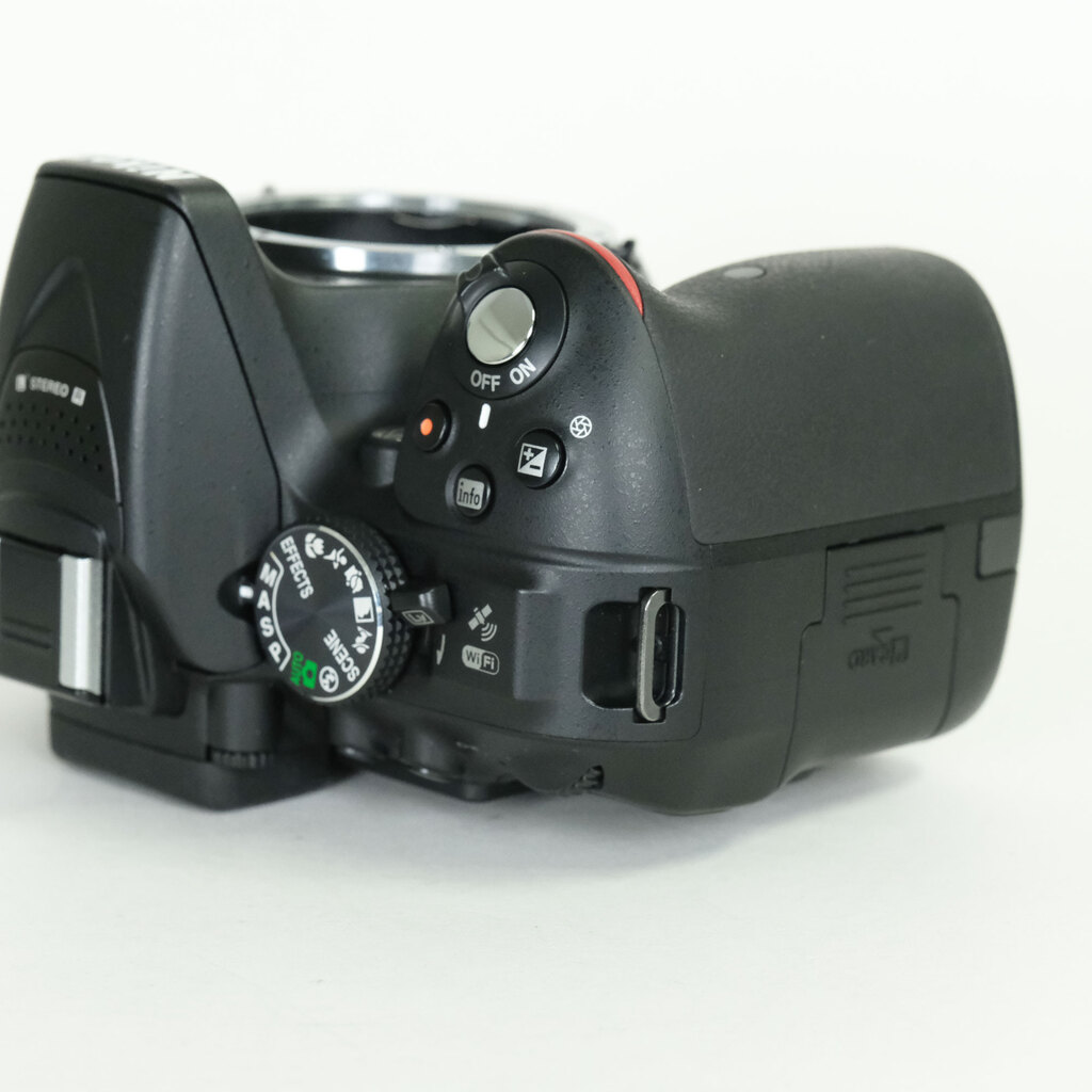 Nikon D5300 Nikon D5300