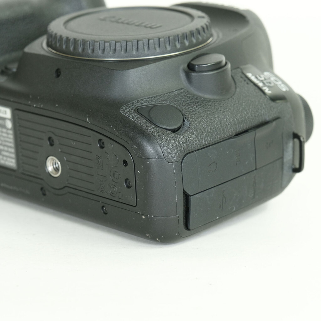 Canon EOS 5D Mark IV Canon EOS 5D Mark IV