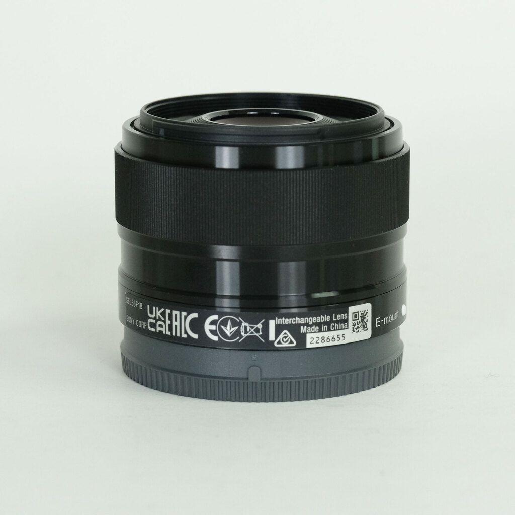 SONY E 35mm F1.8 OSS SEL35F18 SONY E 35mm F1.8 OSS SEL35F18