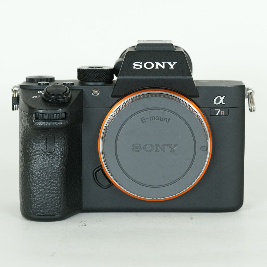 SONY α7RIII ILCE-7Rm3 美品 元箱付 SONY α7R III ILCE-7RM3 ボディ 価格比較 - 価格.com
