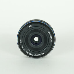 OLYMPUS M.ZUIKO DIGITAL 17mm F2.8 ブラック