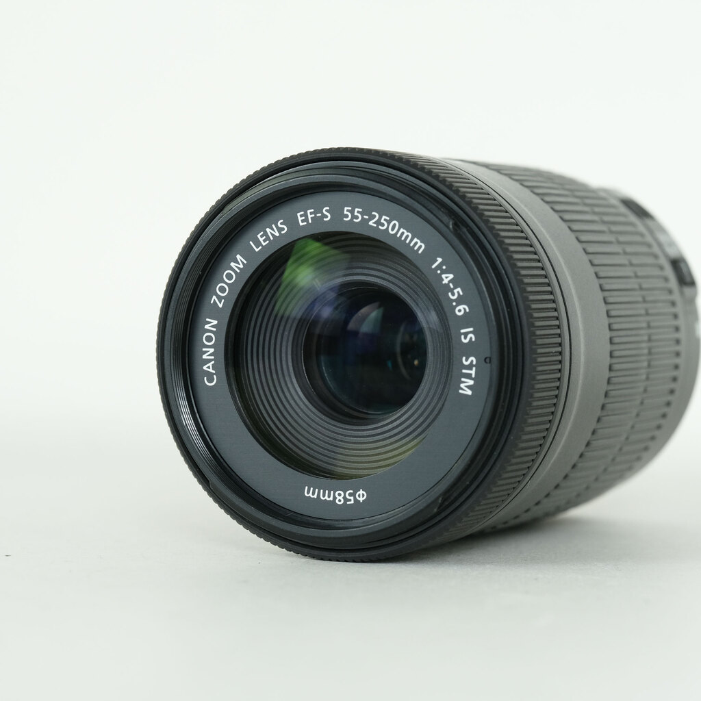 Canon EF-S55-250mm F4-5.6 IS STM