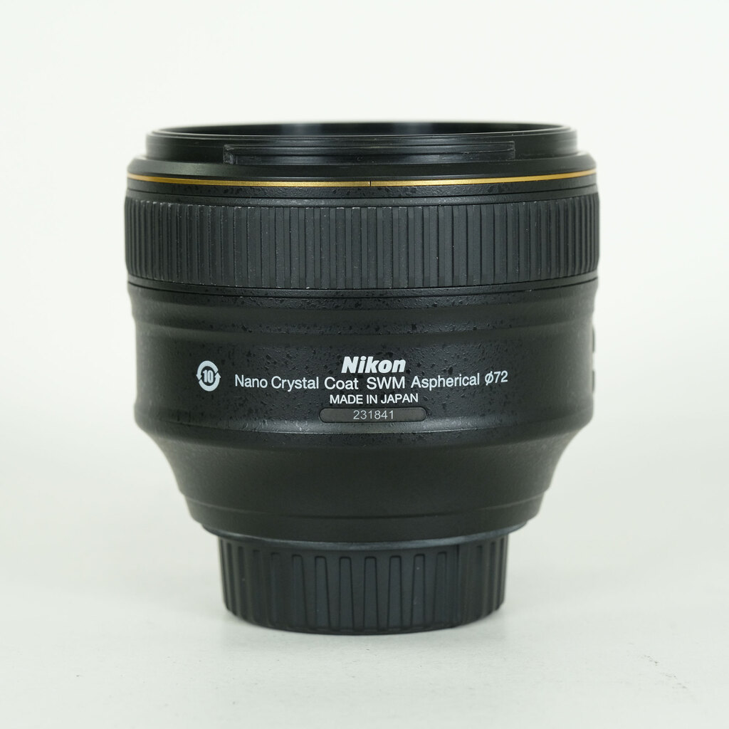 Nikon AF-S NIKKOR 58mm f/1.4G Nikon AF-S NIKKOR 58mm f/1.4G
