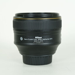 Nikon AF-S NIKKOR 58mm f/1.4G Nikon AF-S NIKKOR 58mm f/1.4G