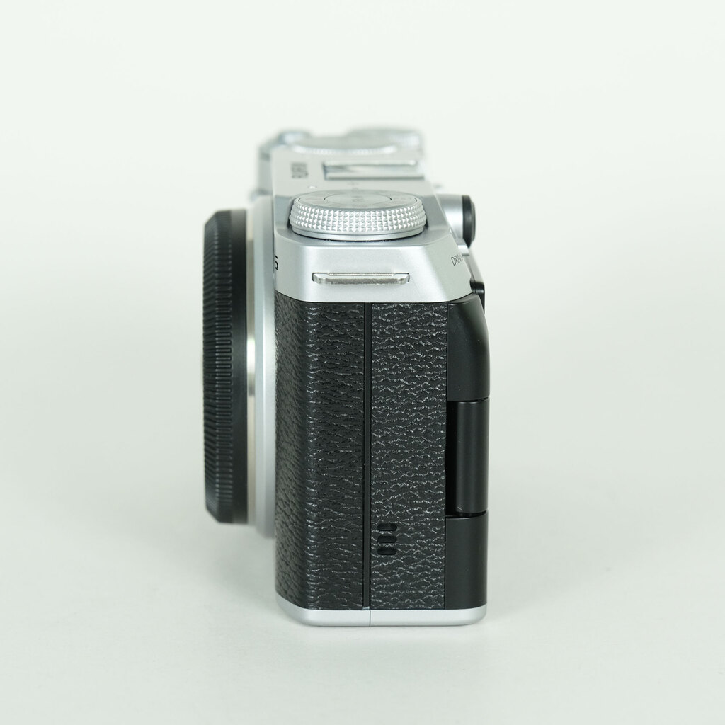 FUJIFILM X-M5 FUJIFILM X-M5