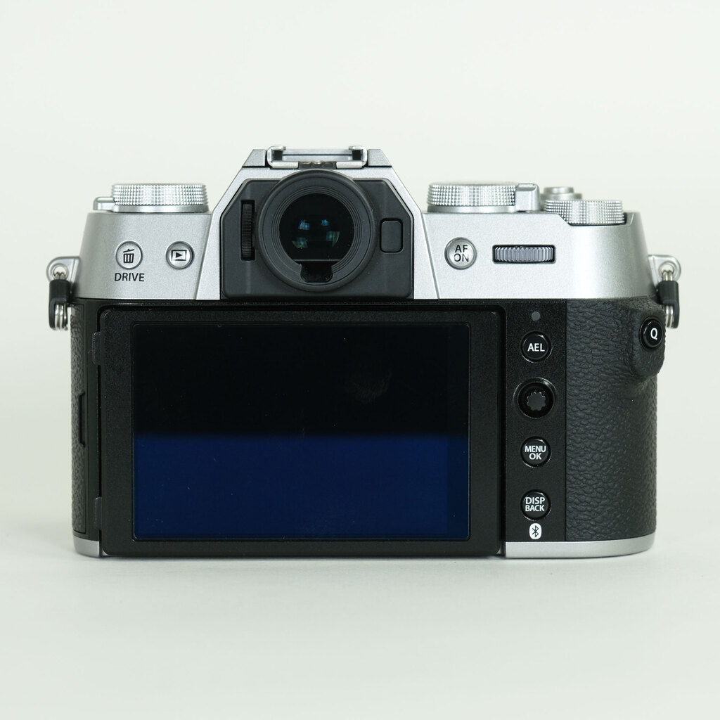 FUJIFILM X-T50