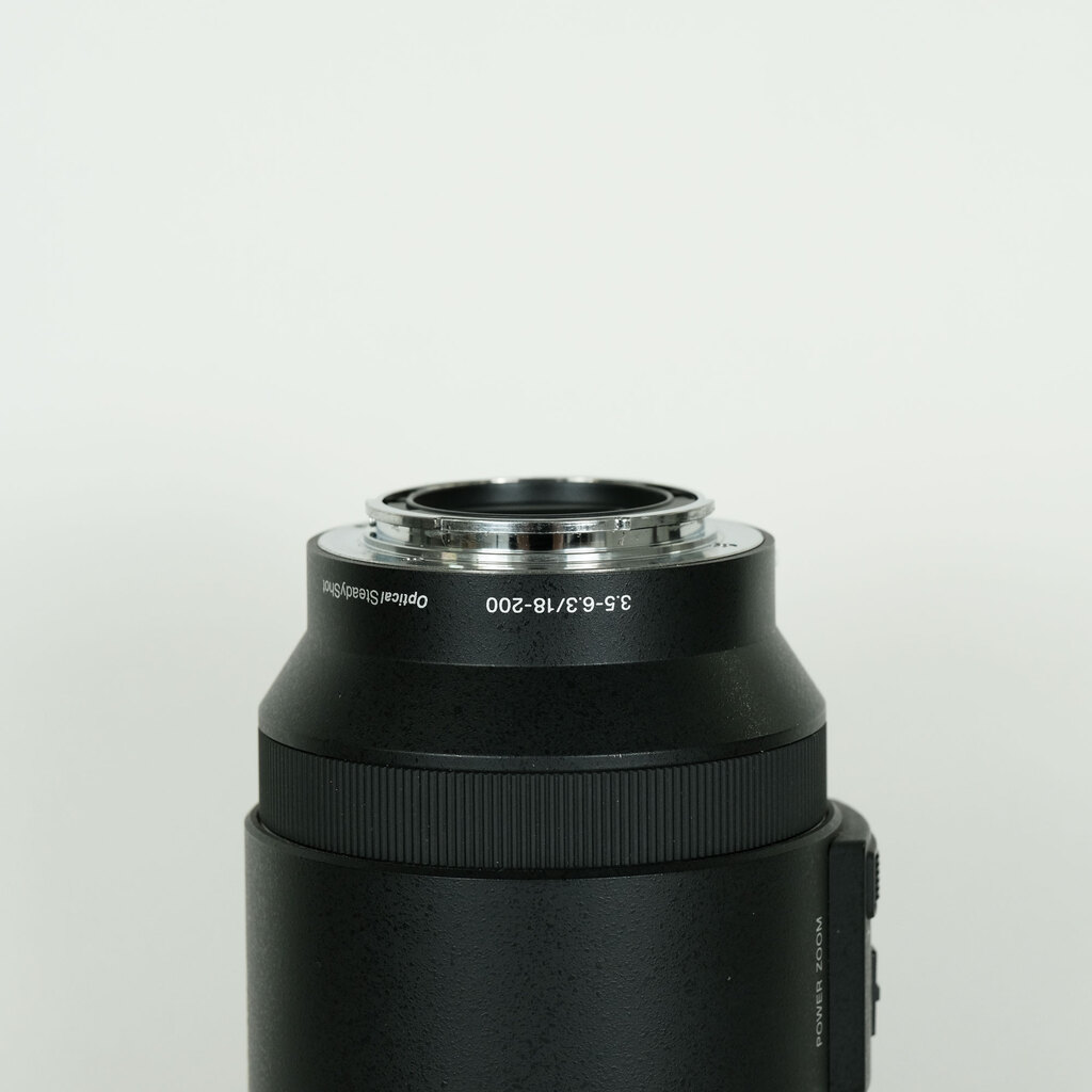 SONY E PZ 18-200mm F3.5-6.3 OSS SELP18200
