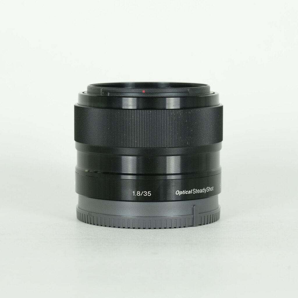 SONY E 35mm F1.8 OSS SEL35F18