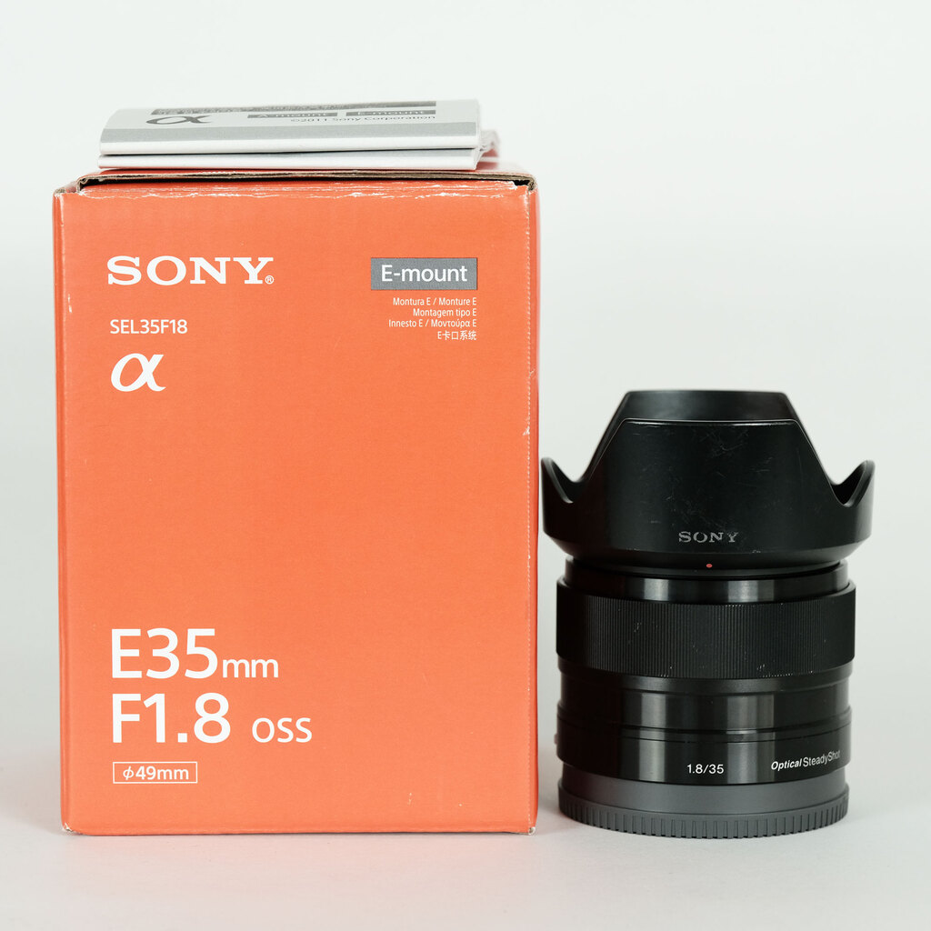 SONY E 35mm F1.8 OSS SEL35F18