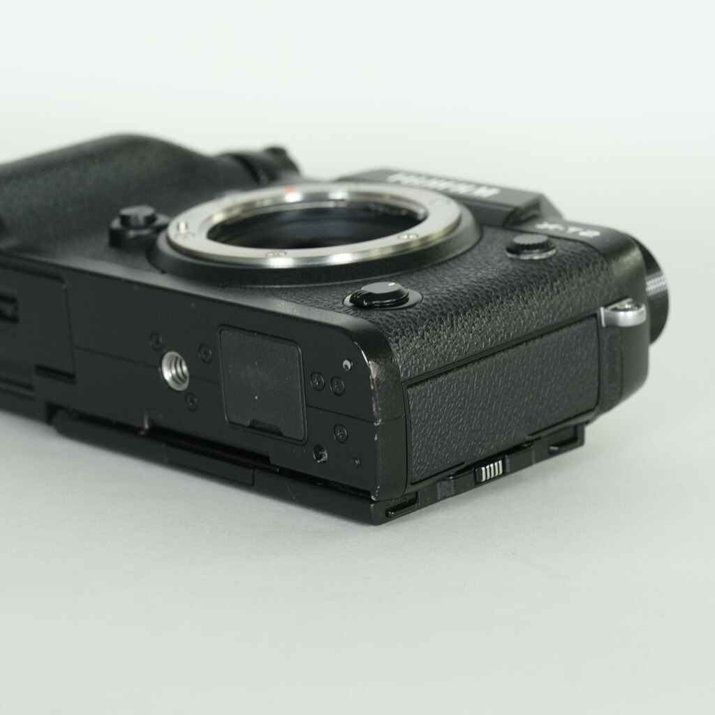 FUJIFILM X-T2