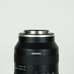 TAMRON 70-300mm F/4.5-6.3 Di III RXD (Model A047) [ソニーE用]