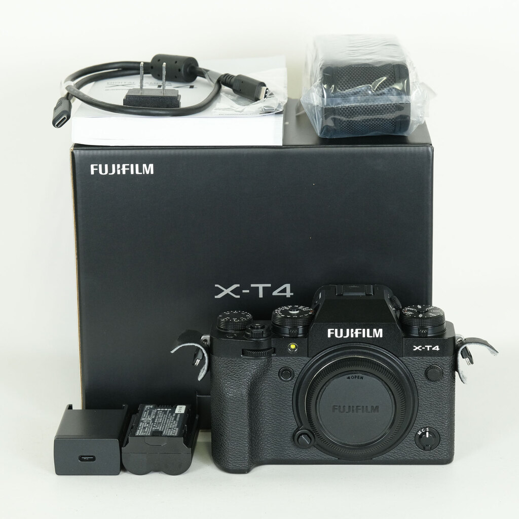 FUJIFILM X-T4