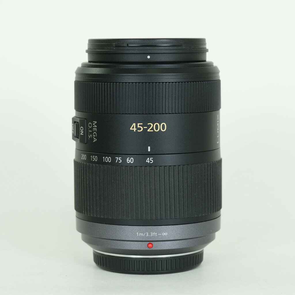 Panasonic LUMIX G VARIO 45-200mm F4.0-F5.6 MEGA O.I.S. H-FS045200 Panasonic LUMIX G VARIO 45-200mm F4.0-F5.6 MEGA O.I.S. H-FS045200