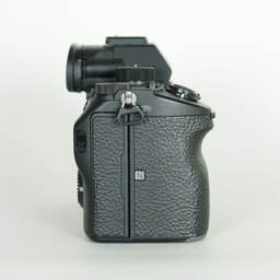 SONY α7 III（ILCE-7M3）