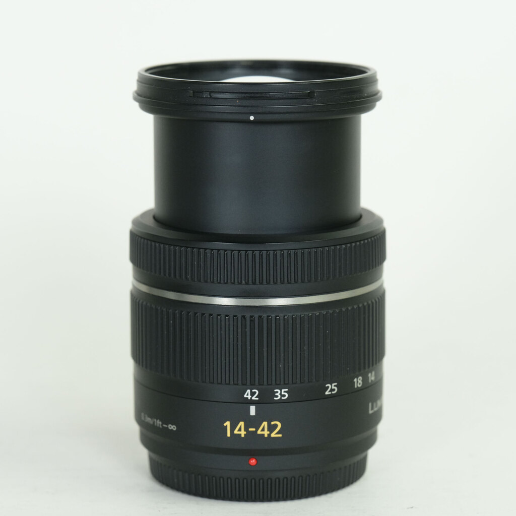 Panasonic LUMIX G 14-42mm F3.5-5.6 ASPH. MEGA O.I.S. H-FS014042 Panasonic LUMIX G 14-42mm F3.5-5.6 ASPH. MEGA O.I.S. H-FS014042