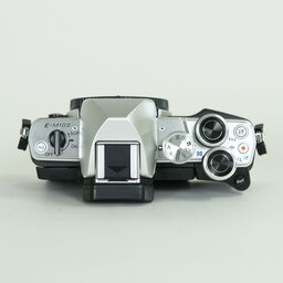 OLYMPUS OM-D E-M10 Mark II OLYMPUS OM-D E-M10 Mark II