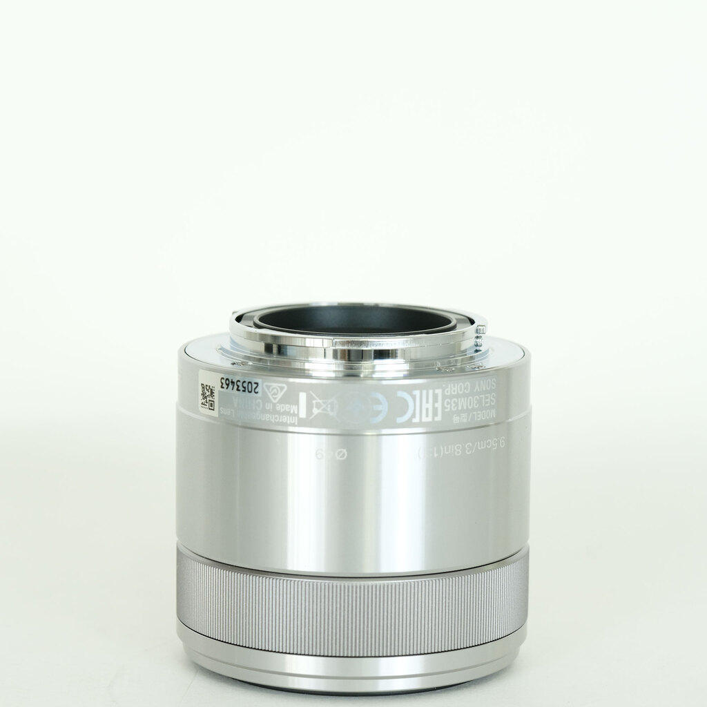 SONY E 30mm F3.5 Macro SEL30M35