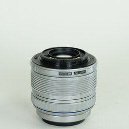 OLYMPUS M.ZUIKO DIGITAL 14-42mm F3.5-5.6IIR シルバー