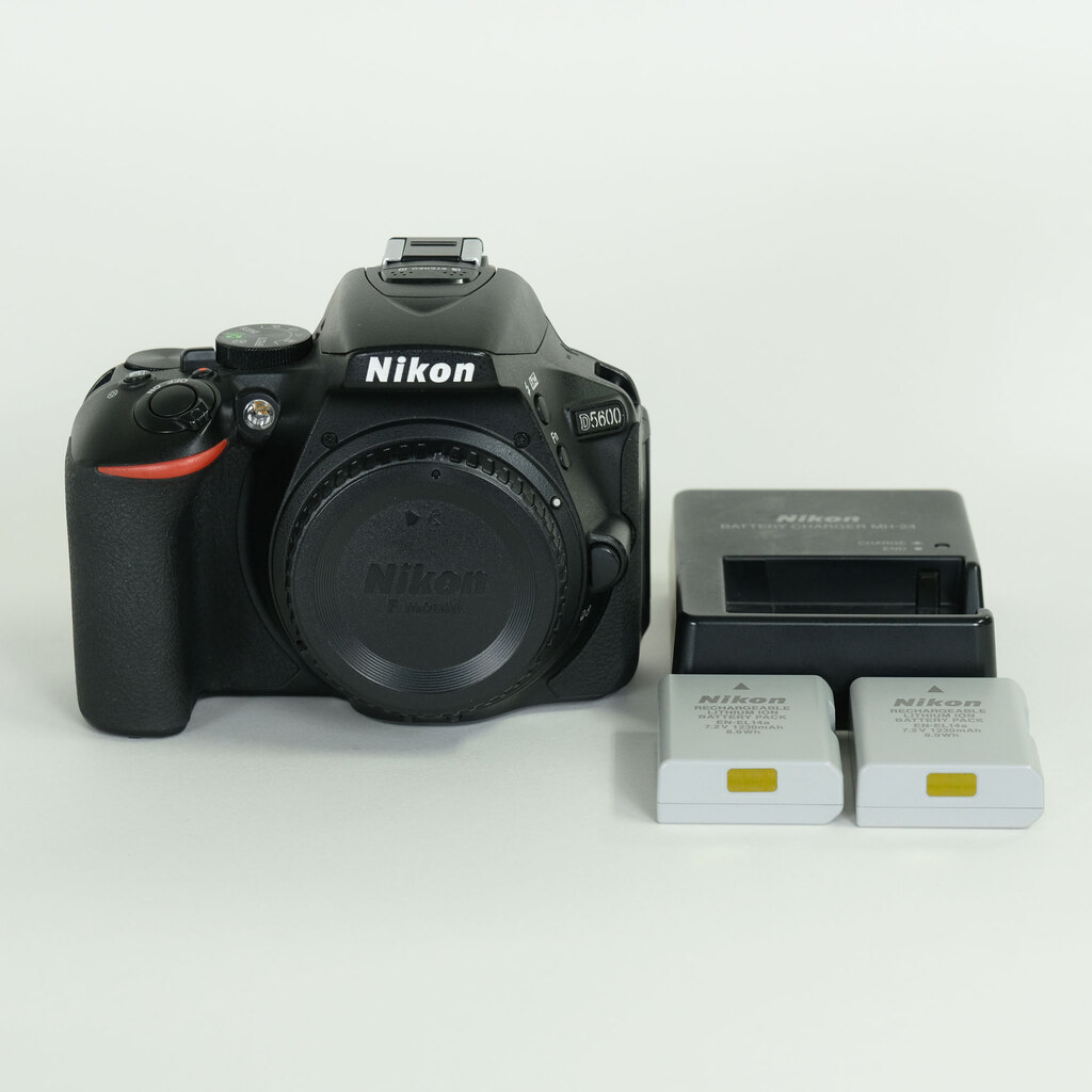 Nikon D5600