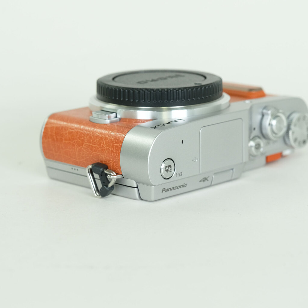 Panasonic LUMIX DC-GF10 ボディ オレンジ
