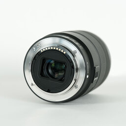 SONY E 18-135mm F3.5-5.6 OSS SEL18135