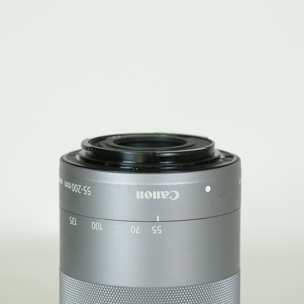 Canon EF-M55-200mm F4.5-6.3 IS STM シルバー