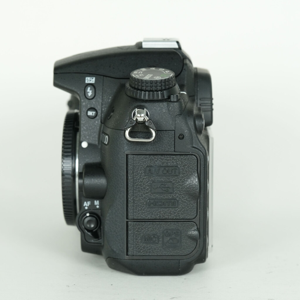 Nikon D7000