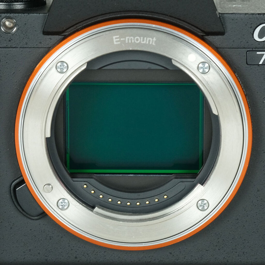 SONY α7 II（ILCE-7M2）の出品 | ONE SCENE（ワンシーン）